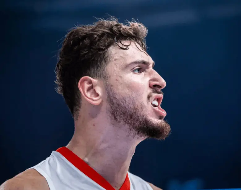 个篮板和, alt 个篮板和, alt