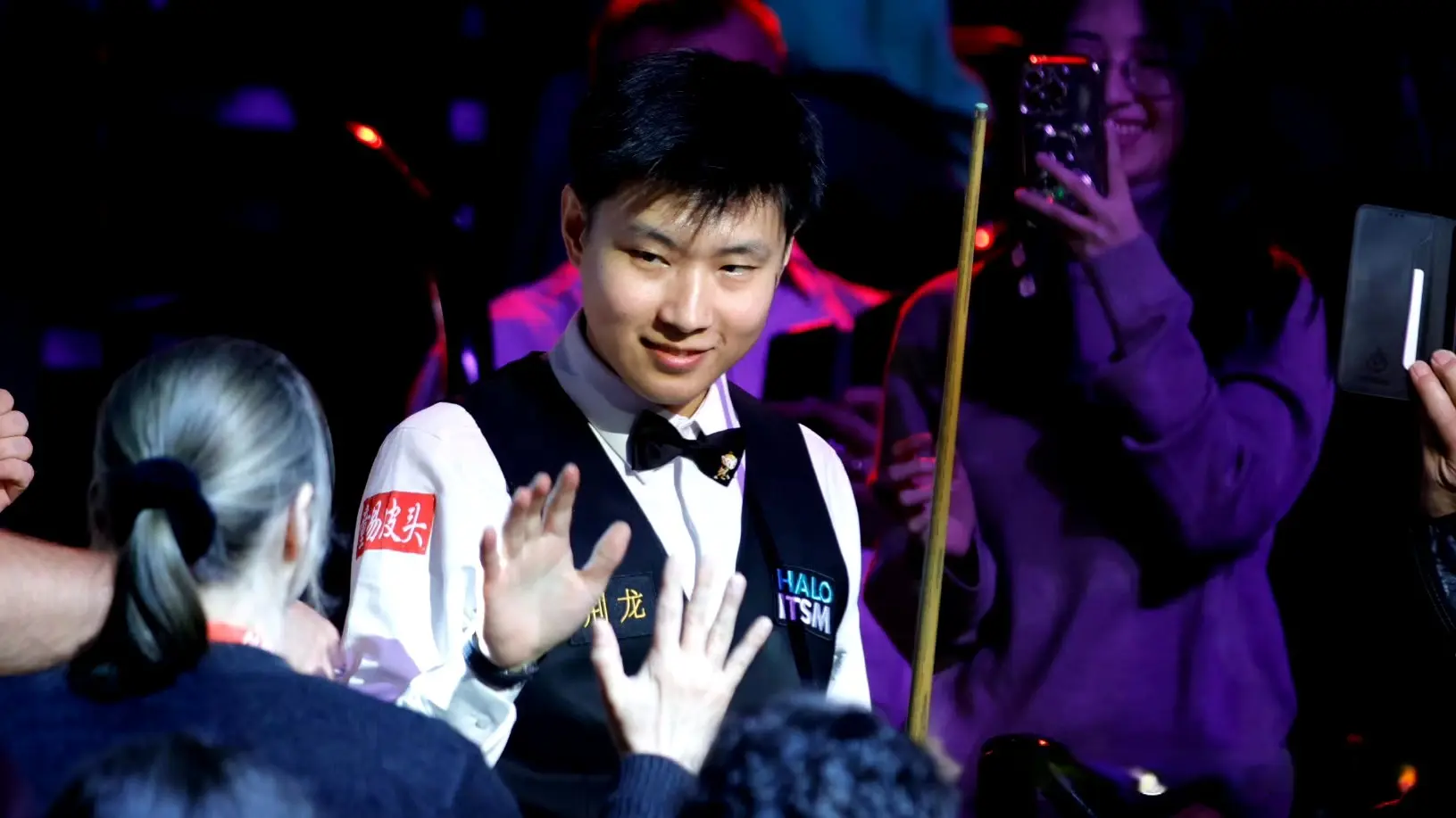 手的比赛中 手的比赛中