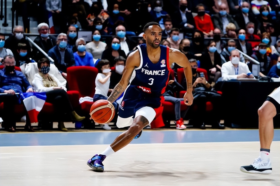 他在一些年 他在一些年